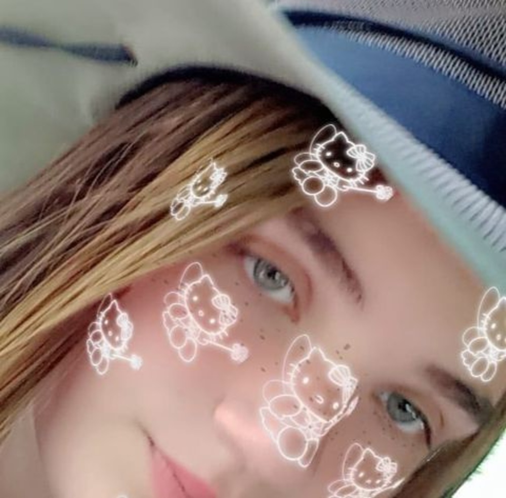 Meet your Posher, Nina